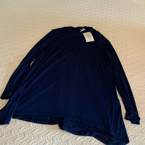 Womens long sleeve tee